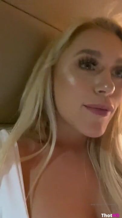 Elle Brooke ONLY FANS Selfie Fingering Cunt Video