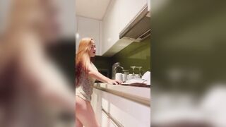 Pandora Kaaki Sexe Dans La Cuisine