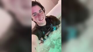 Sara Bustani OF NSFW