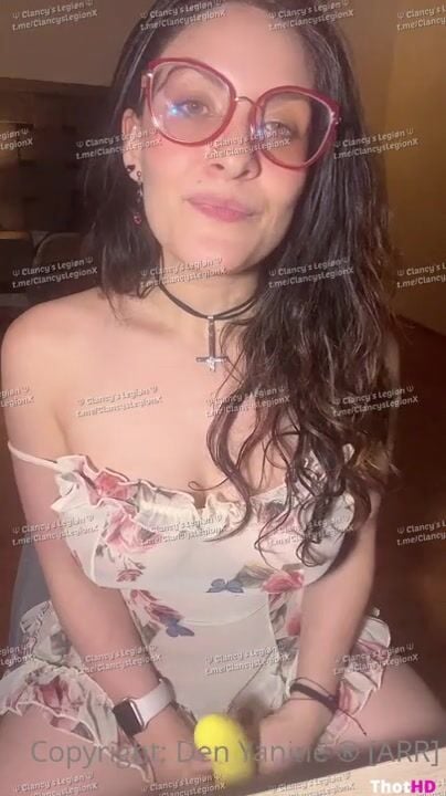 Den Yanine Leak ONLYFANS Video 1