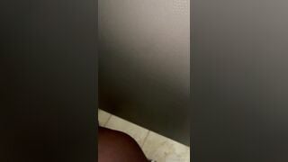 Teresa Lavae Fuck A Stranger In Public Toilet Leaks ONLYFANS