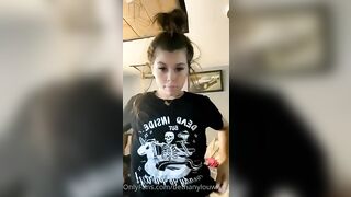 BethanyLouWhoo Braless Melons ONLYFANS Video