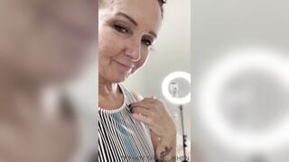 Ishrn aka Pixxarmom ONLY FANS 4