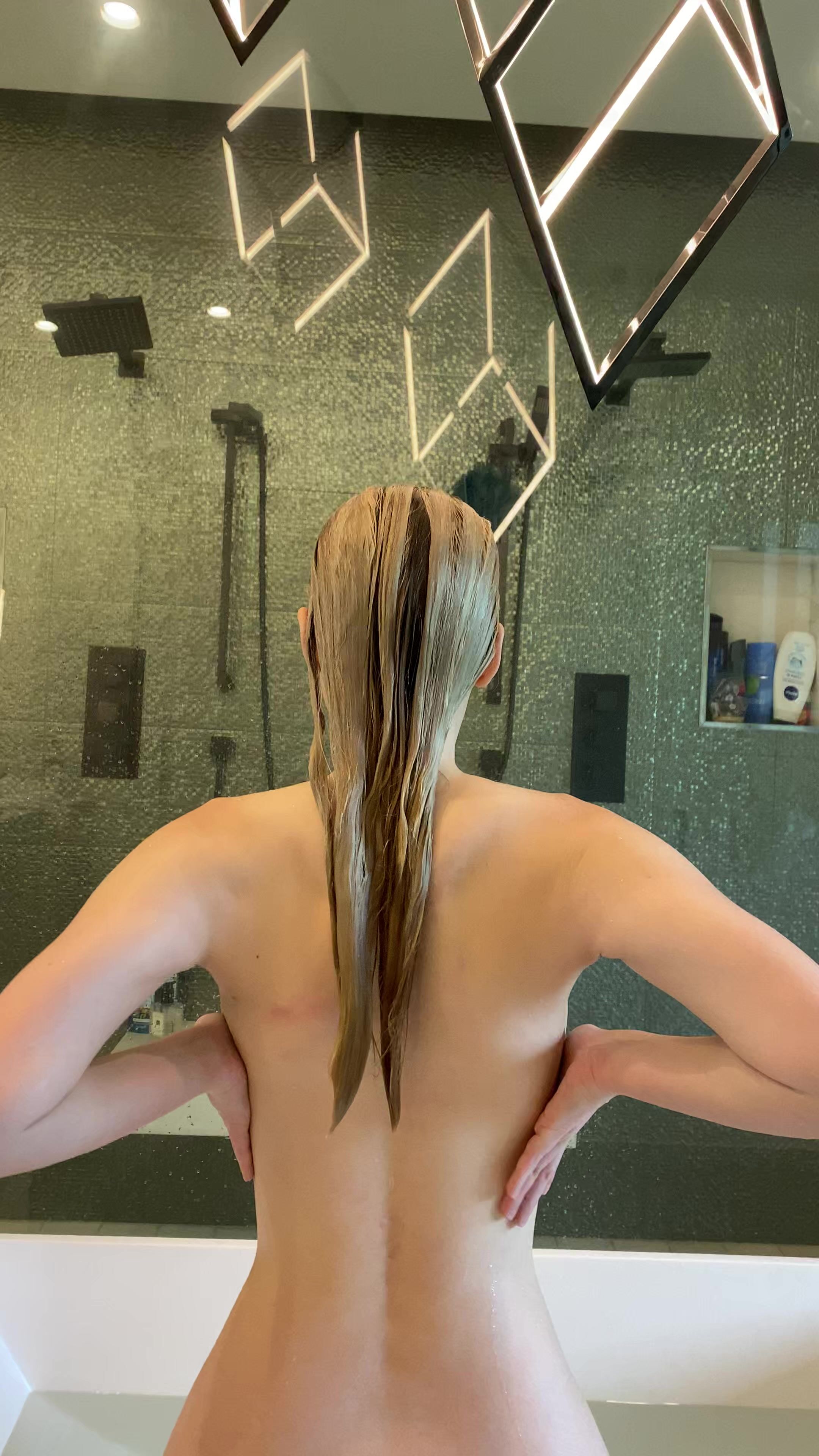 Kaylee Killion aka thenaughty_travelers ONLYFANS Video 3