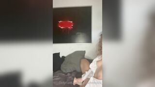 Yololary aka yoloschnitzel ONLY FANS Video 11