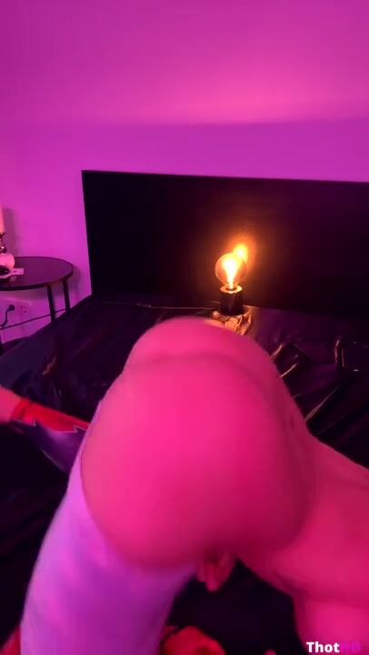 Yololary aka yoloschnitzel ONLY FANS Video 9