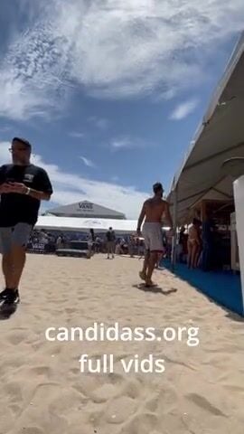 Candid pawg girl thong bikini