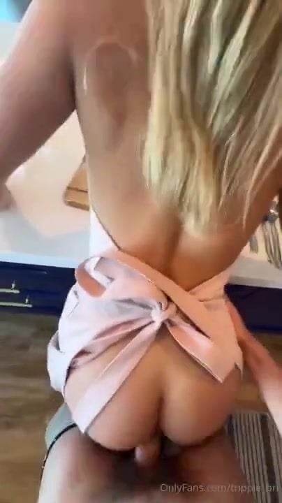 Trippie Bri Nude Kitchen Cooking Sex only fans Video Leak
