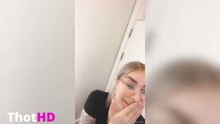 Jen Brett Dressing Room Toy Fuck Of Video