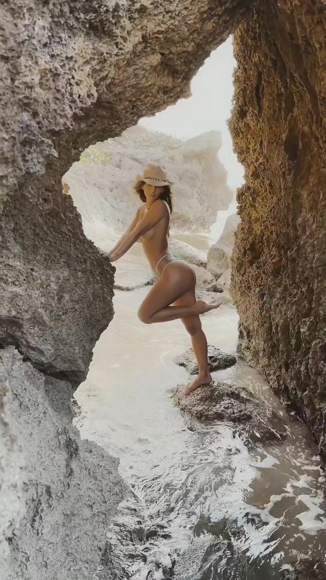 Rachel Cook Nude Bikini Beach Stripping of Video Leaks