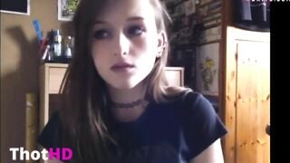 Hot Girl teen naked titties
