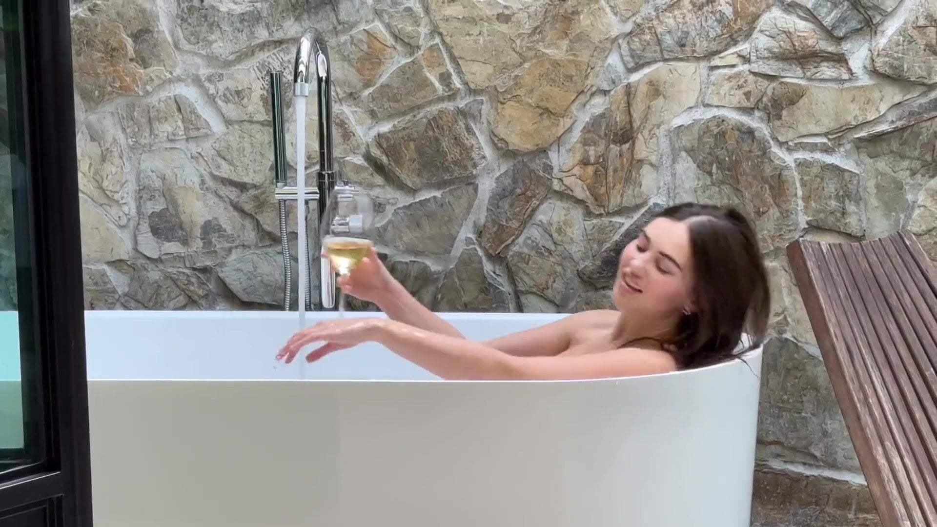 Olivia Mae Nude SexTape Video Leak