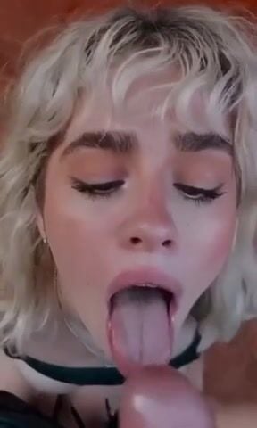 Blowjobs & cumshots