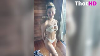 ScarlettKissesXO Poolside Sex Tape Video Leaked