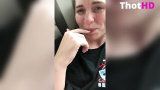 Girl GIRLFRIEND fingered by BF in the backseat