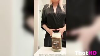 Pawg booty clapping