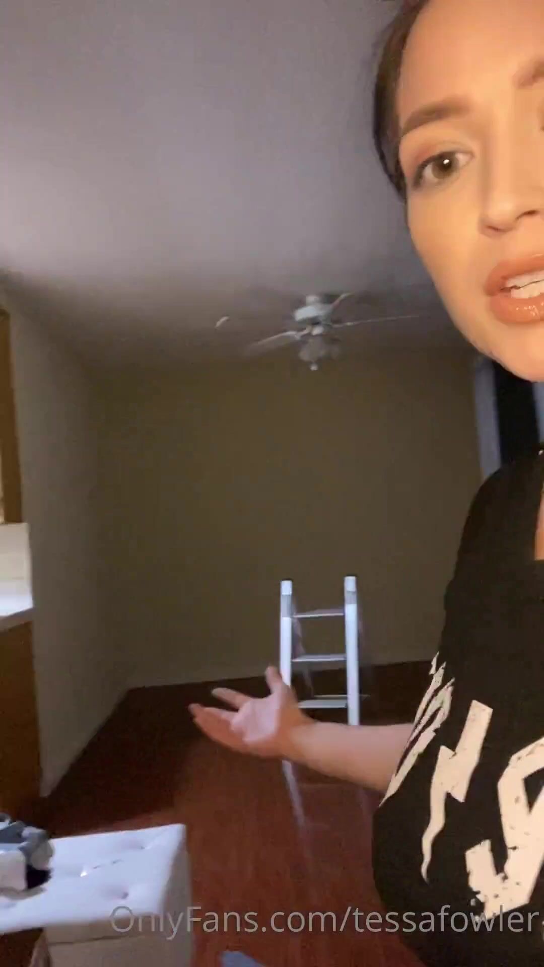 Tessa Fowler Nude Titties Chat of Video Leaks