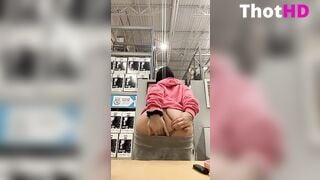 Ssavynicolee Spreads Booty at Lowe's