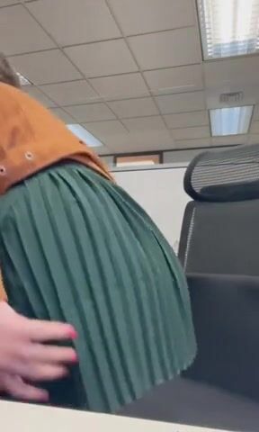 pen upskirt cunt booty flash (claimed)