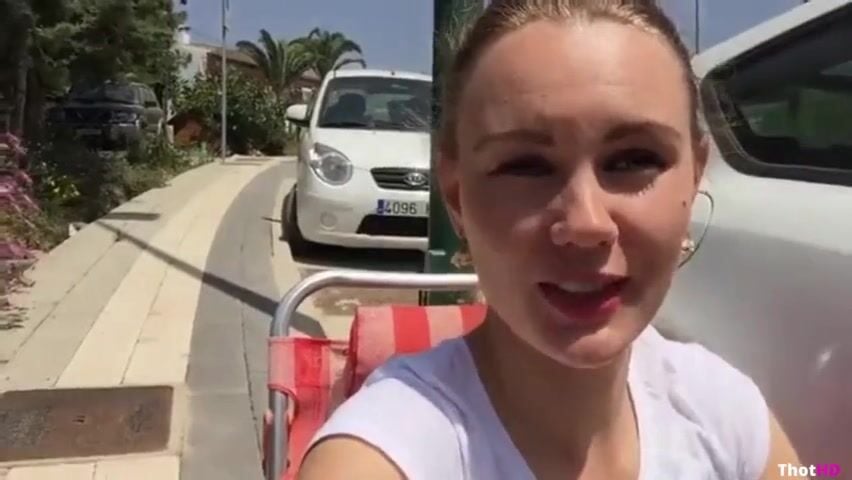 young babe gets naked & fucks herself in public