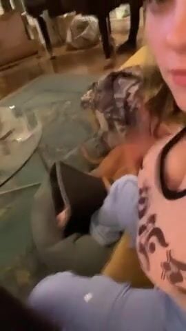 Billie Eilish slaps her Big Breast