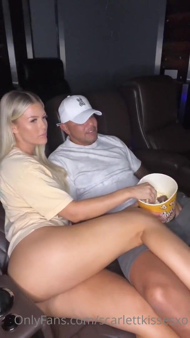 ScarlettKissesXO Popcorn Blow only fans Video Leak