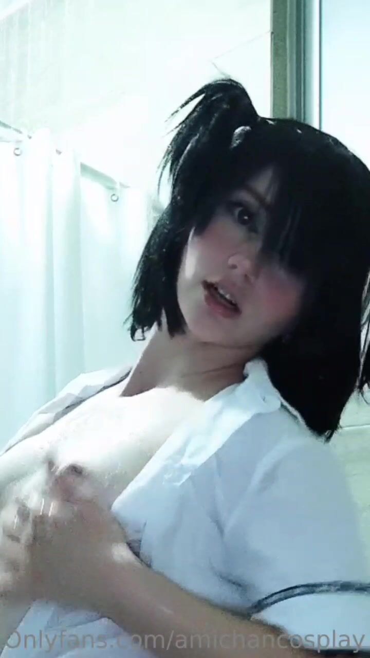amichancosplay showering video