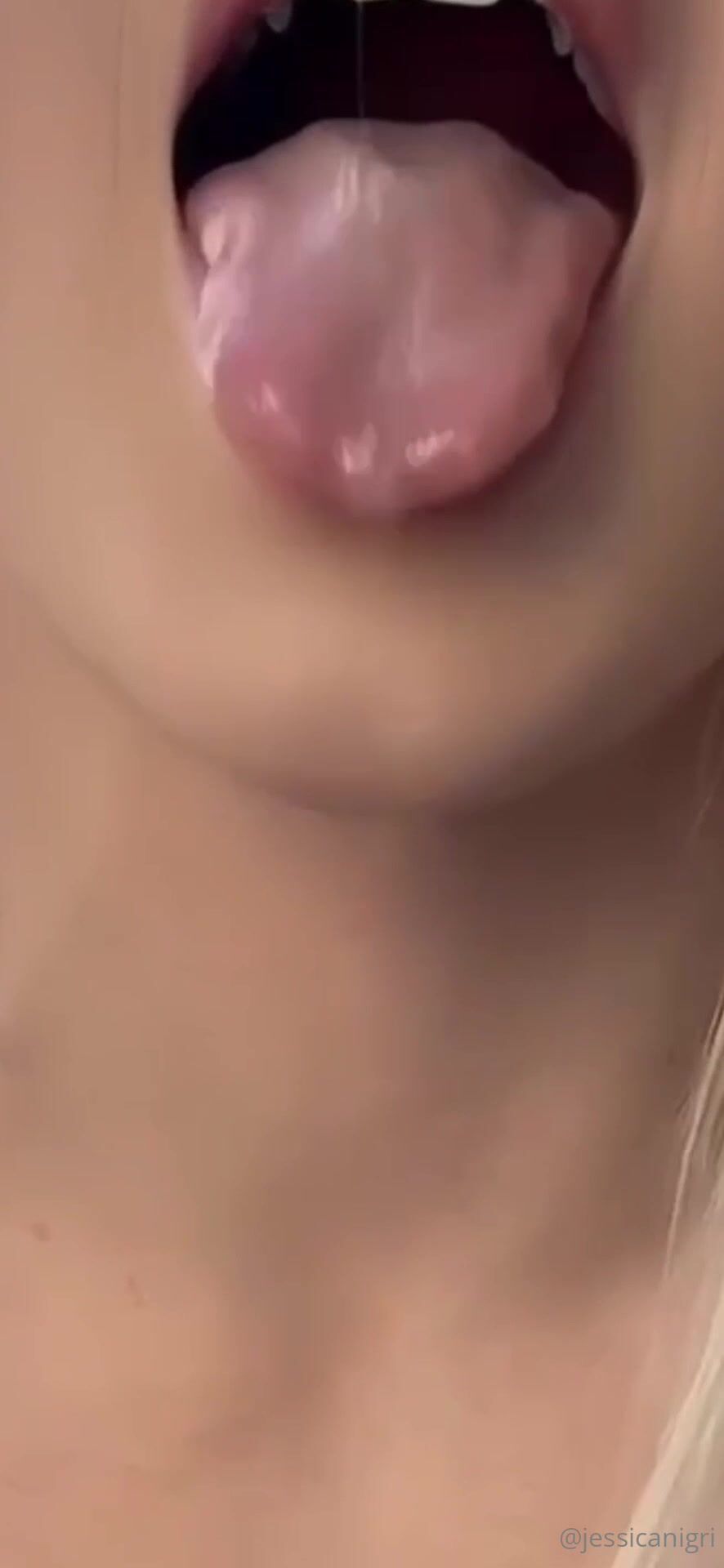 Jessica Nigri Drool