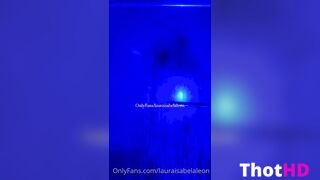 LauraIsabelaLeon Nude In Showering