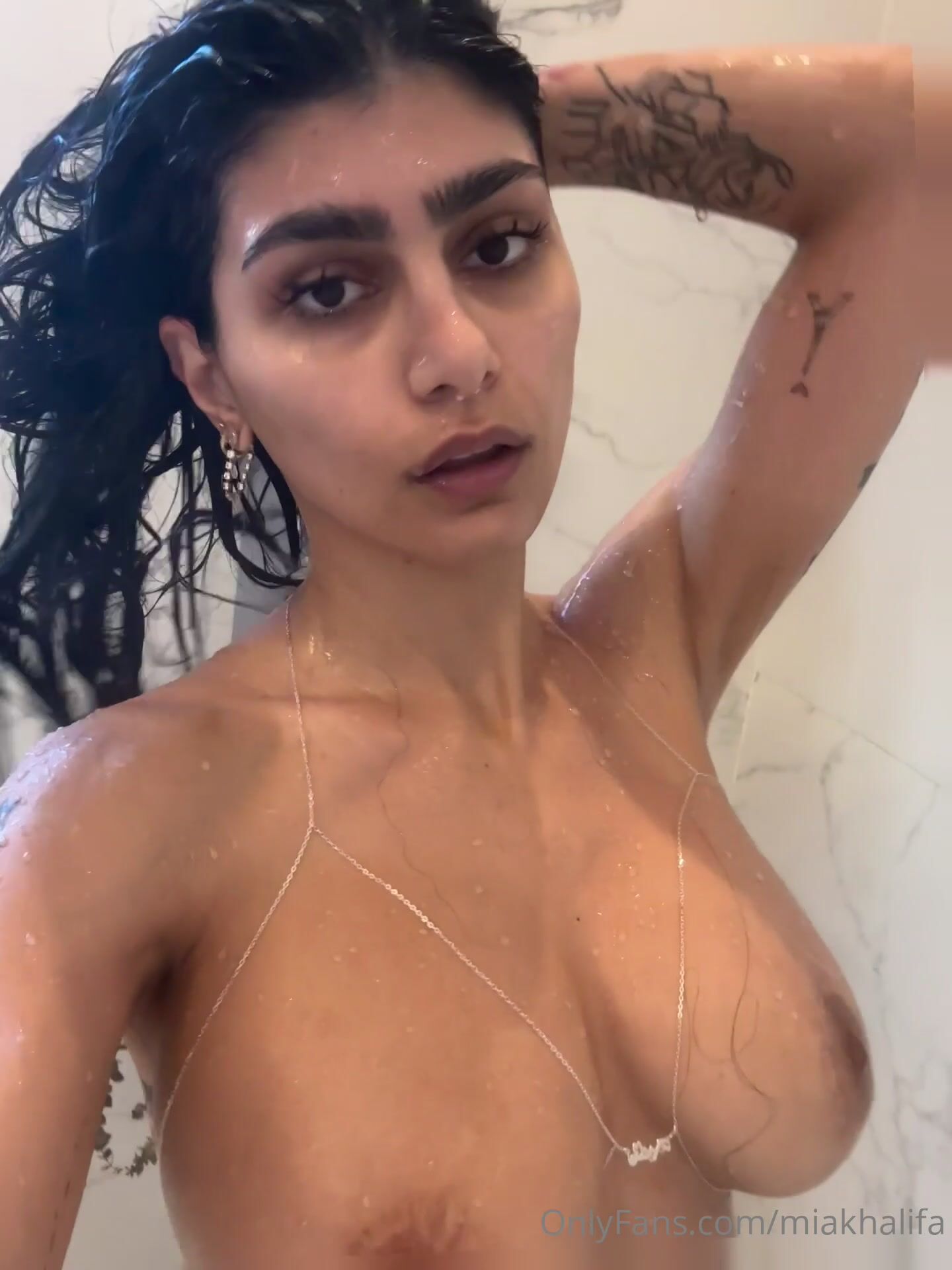 Mia Khalifa Nude Shower Selfie Video