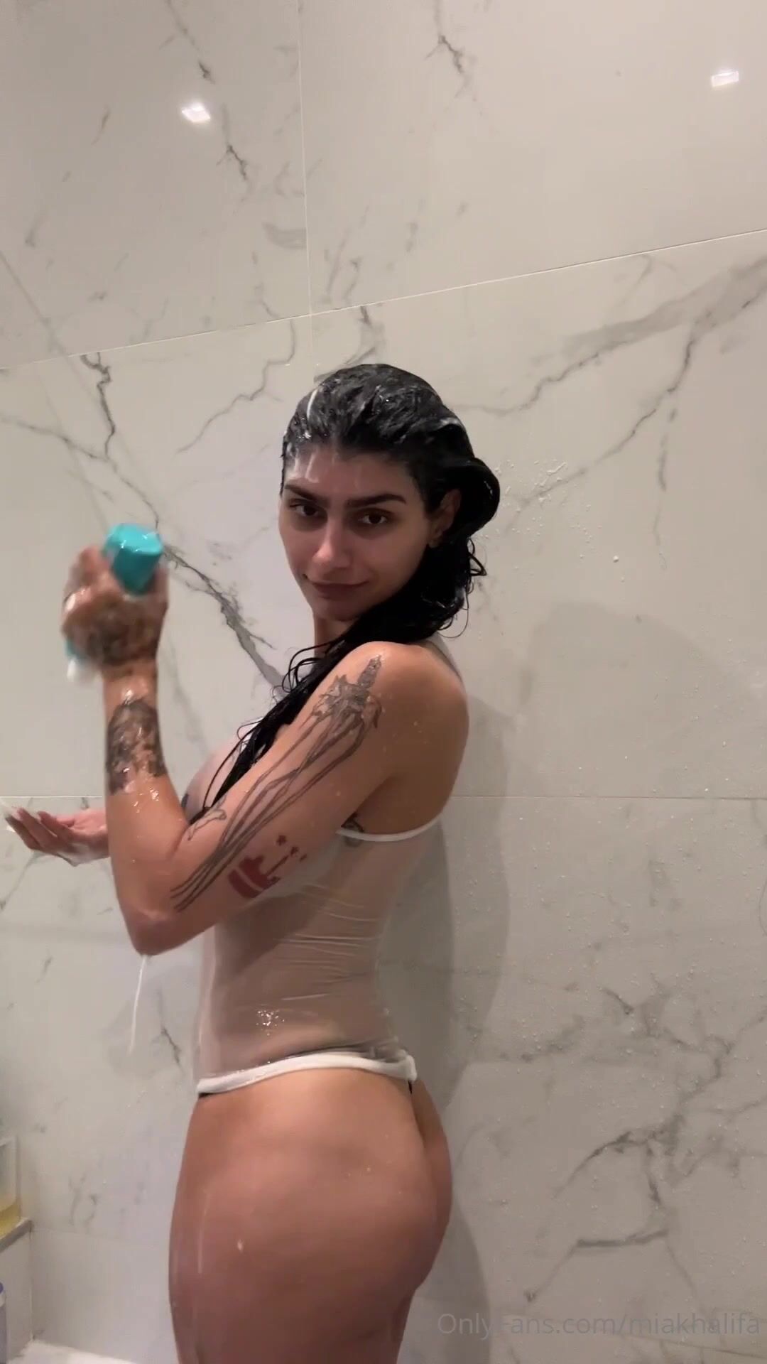 Mia Khalifa Wet Top