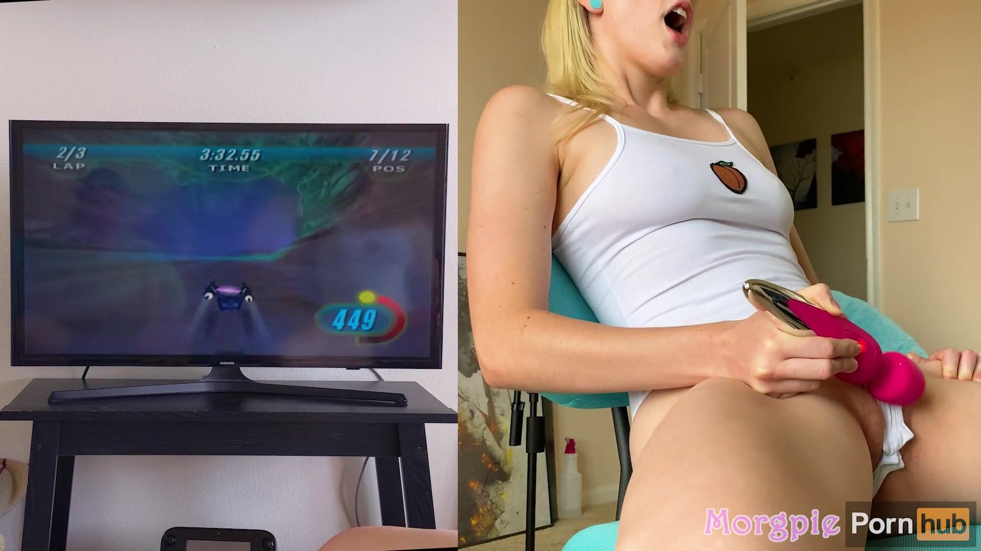 Morgpie Teen Seducing Nerdy BF Creampie