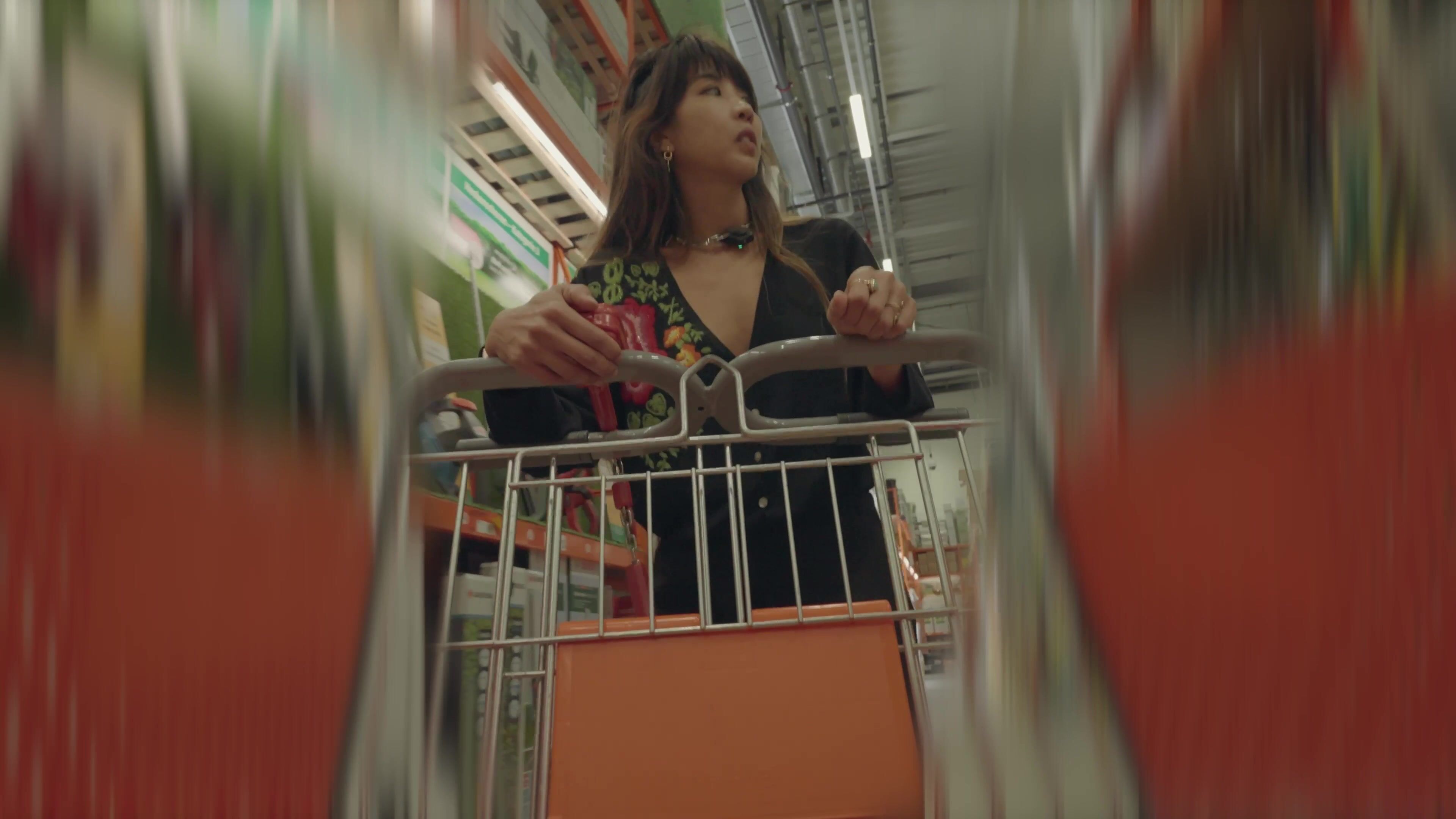 DaringKiara Risky Public Store Masturbation II