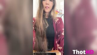 DaringKiara Kitchend Masturbation