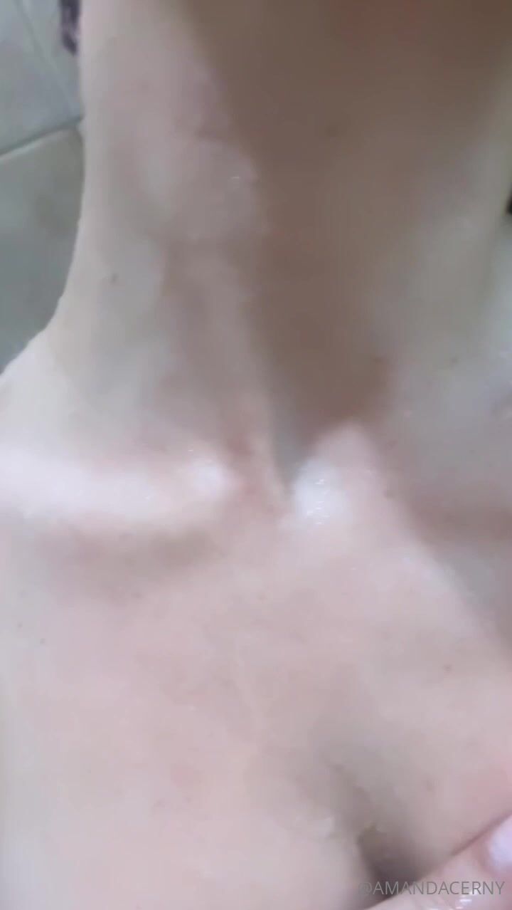 Amanda Cerny Shower Tits