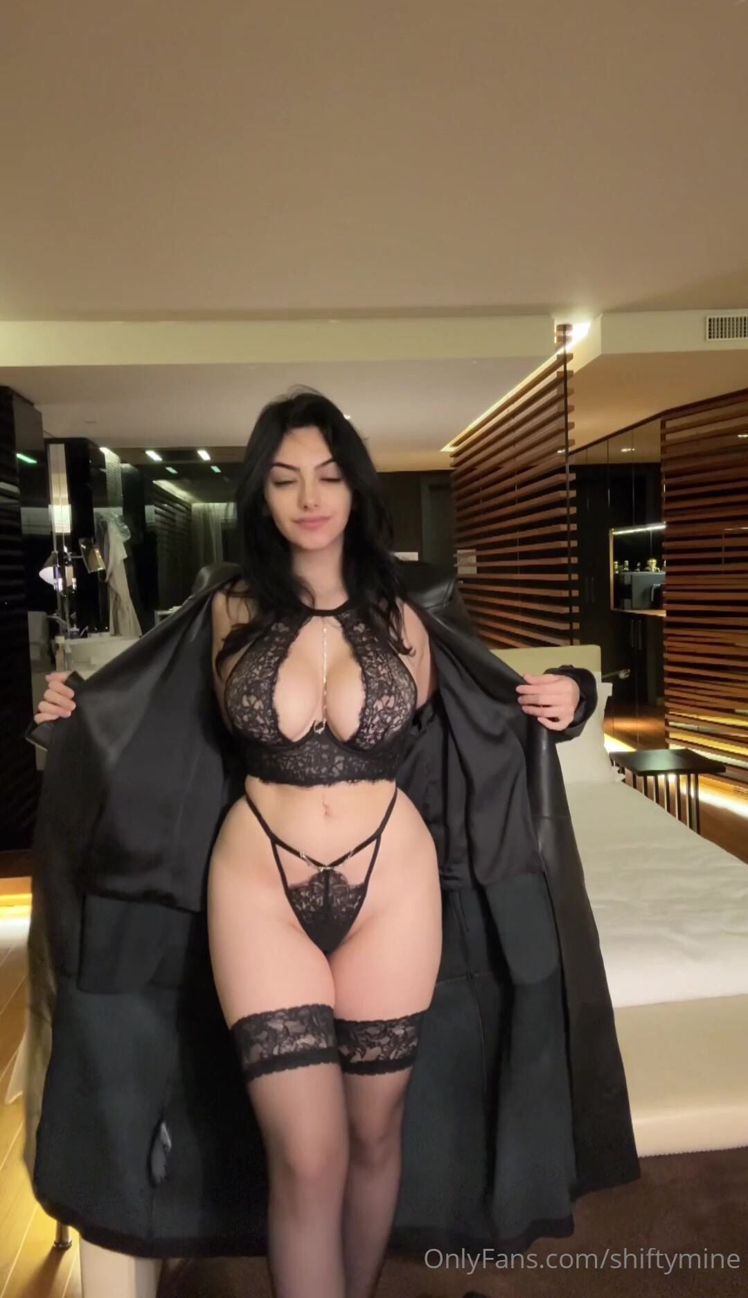 Shiftymine Black Lingerie Vid
