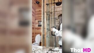 Lamar Chairez Masturbate In Shower