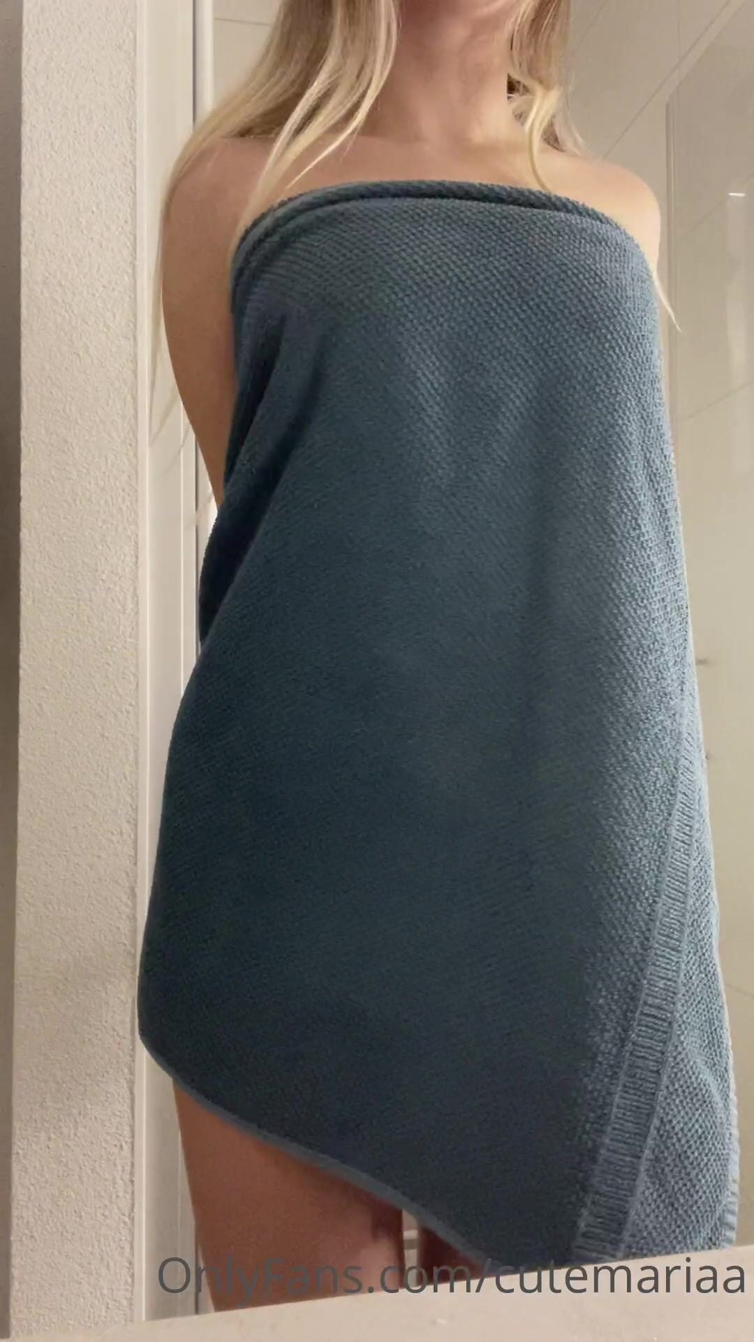 Sweetestmaria Towel Drop Full Nude