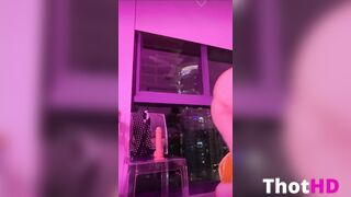Taylor White Live Dildo