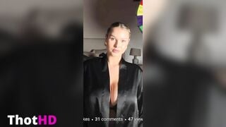 Kinsey Wolanski Flashing Tits
