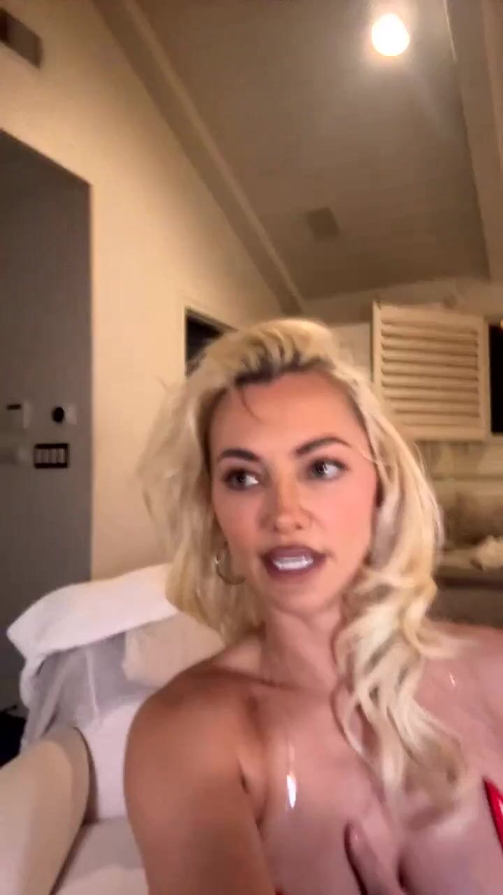 Lindsey Pelas Boobs