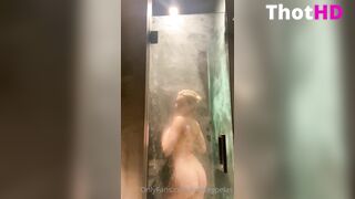 Lindsey Pelas Full Nude