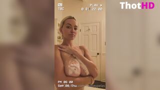 Lindsey Pelas OF Naked