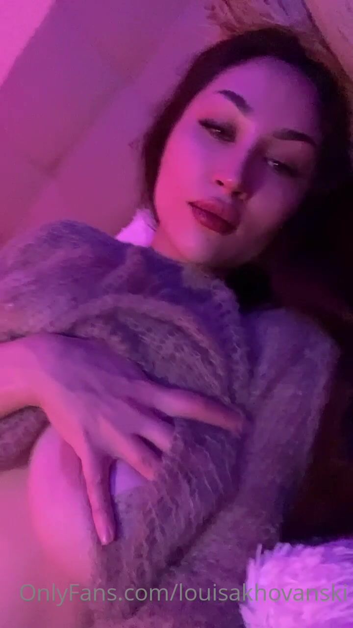 Louisa Khovanski OF Leak