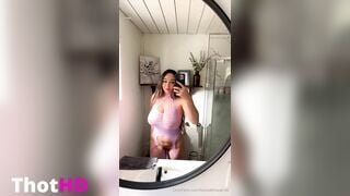 Louisa Khovanski OF Vid