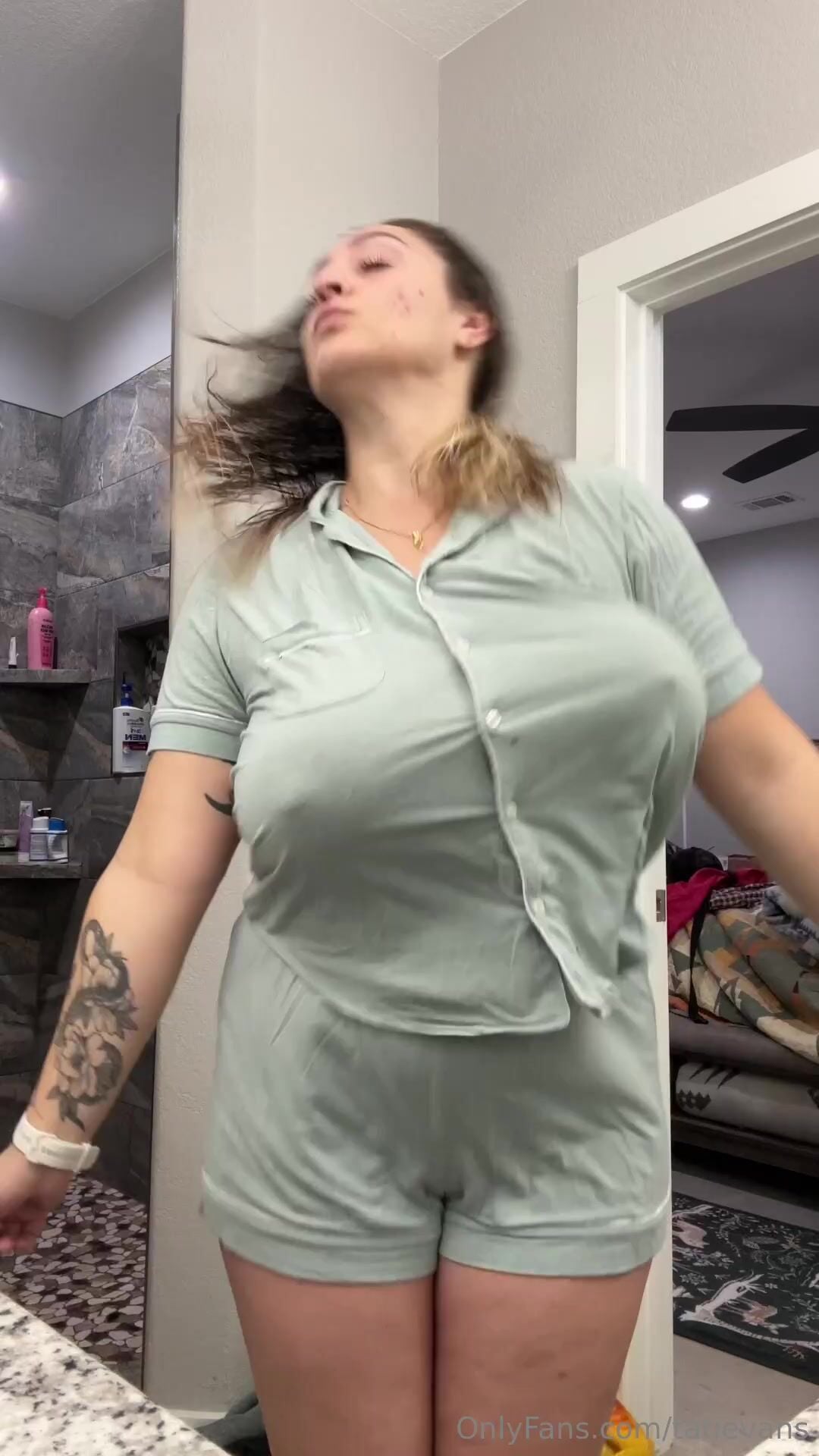 Tati Evans OF Naked