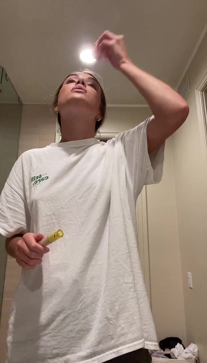 ppwyang tiktok live nip slip