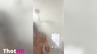 ppwyang Nude in Shower