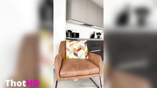 Lela Sohna aka Urbabydollxo Dildoing On Chair