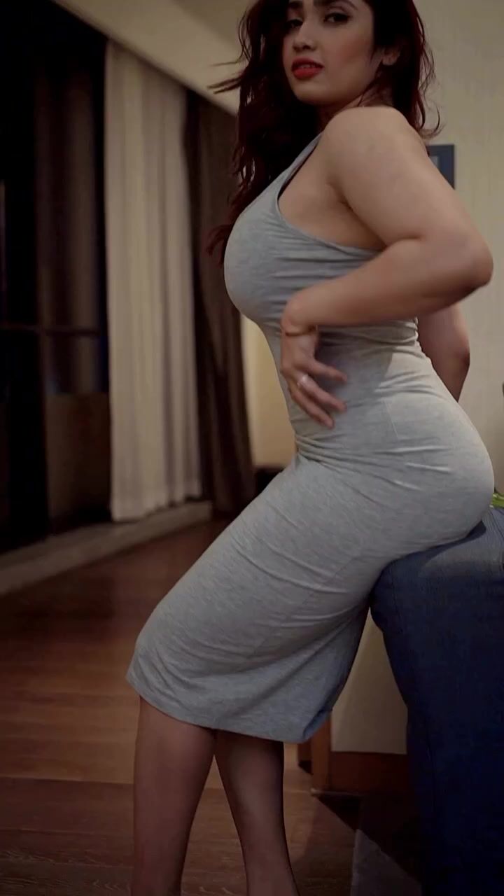 Aditi Mistry Leaked Video 15